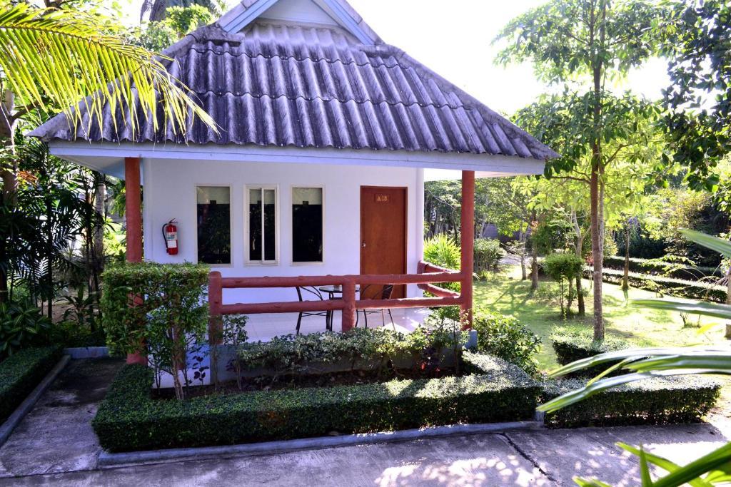 Koh Yao Chukit Dachanan Resort Ko Yao Noi Rum bild