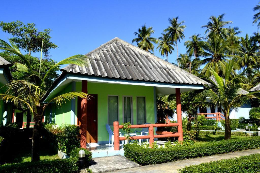 Koh Yao Chukit Dachanan Resort Ko Yao Noi Rum bild